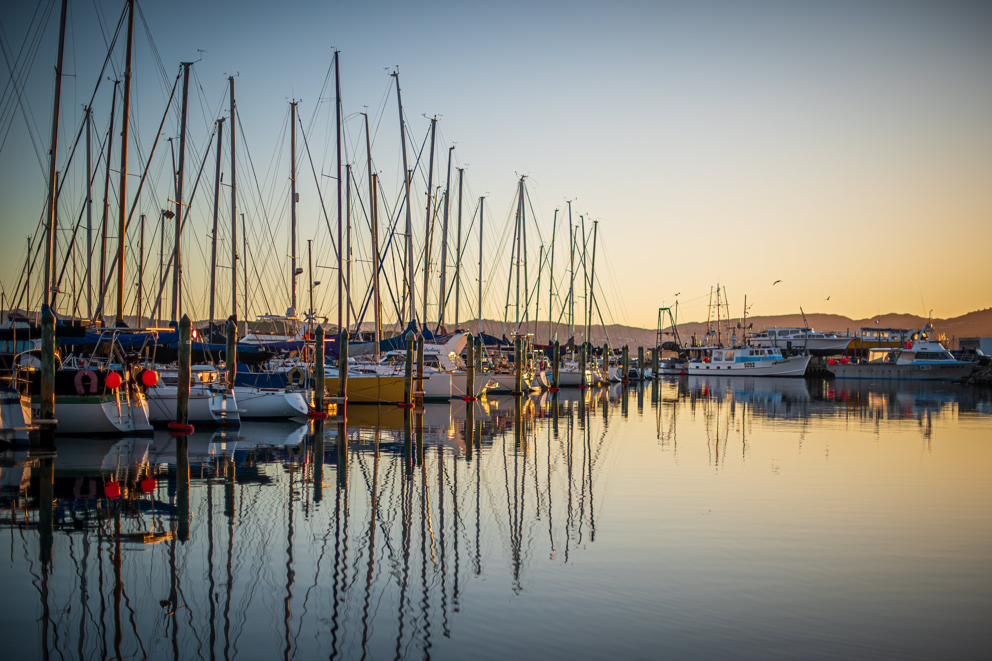dock to boat step for boats and marinas and wharves
boat boarding step, for marinas
marine boarding aid for all boats
dockside boat step
Aluminium boat and marina or docks